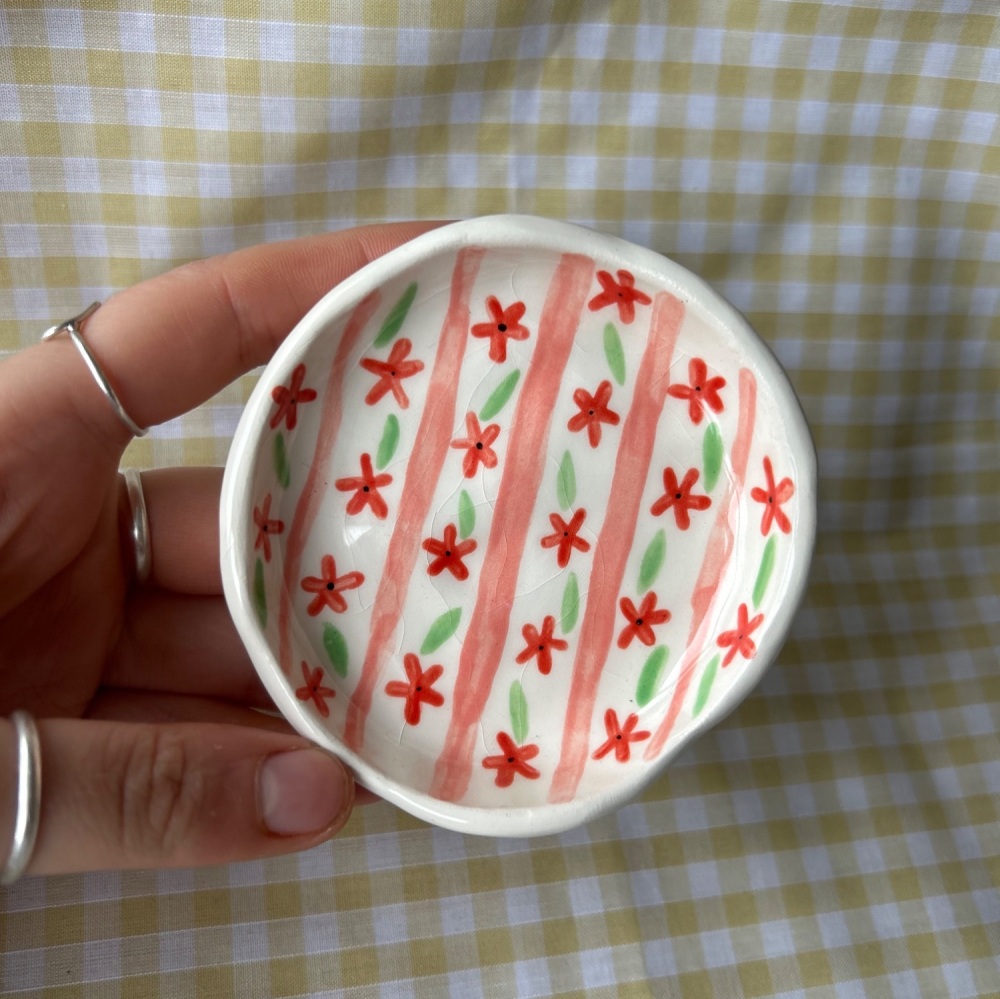 Striped floral dish