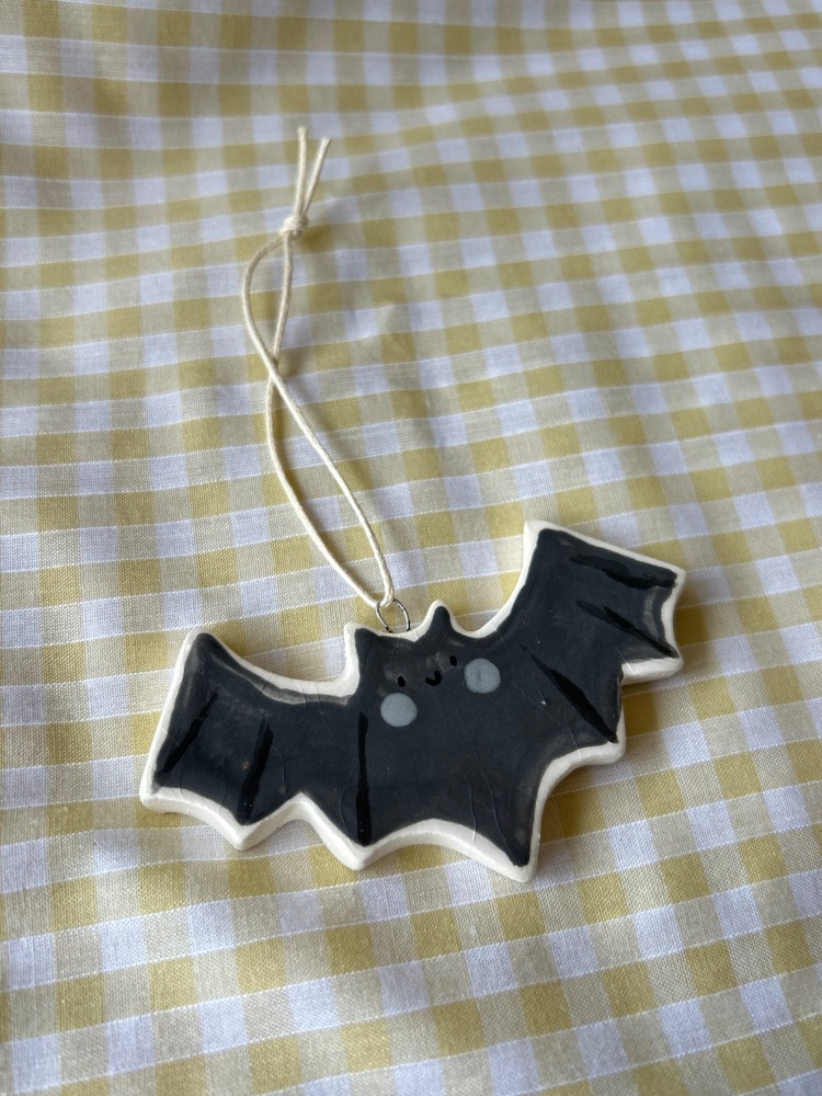 Bat hanger
