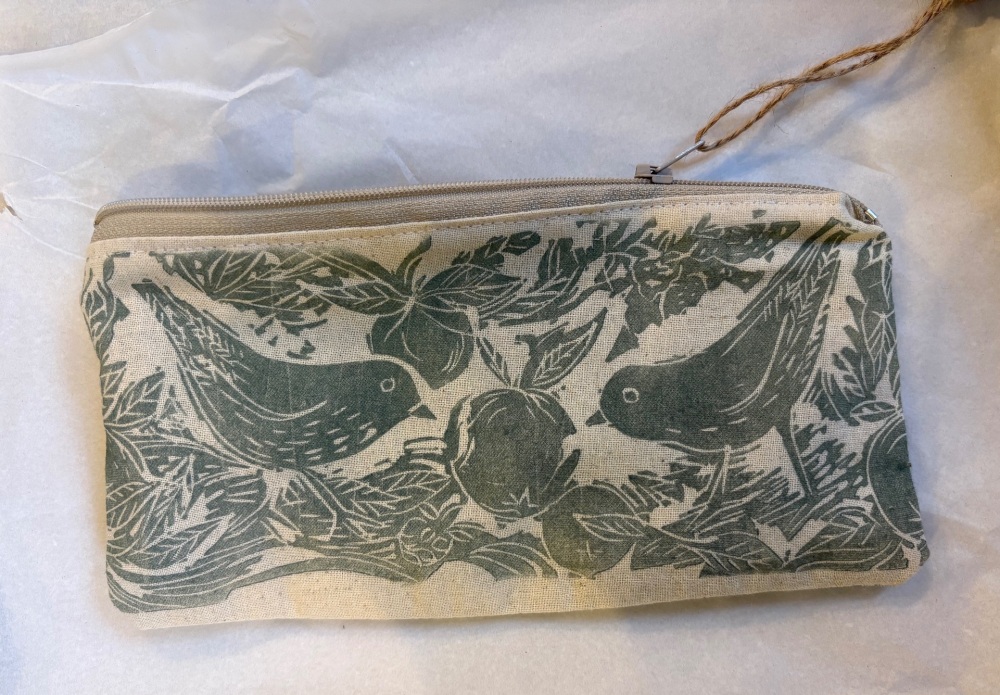 Blackbird and apple zip pouch