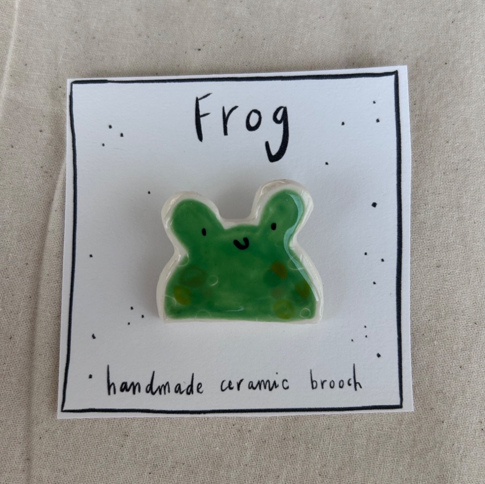 Frog brooch