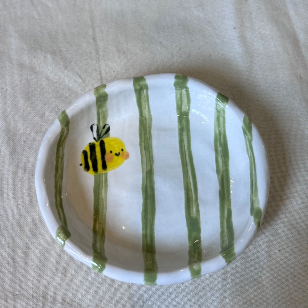 Green stripe & bee dish