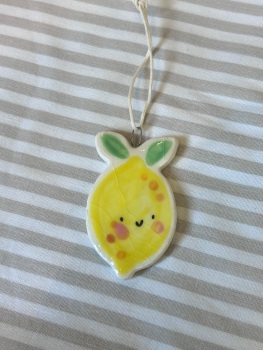 Lemon hanger