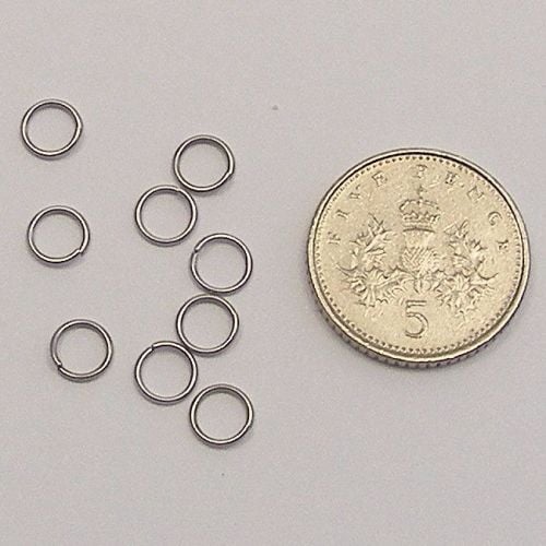 <!--021-->Stainless Steel Jump Rings - 5mm