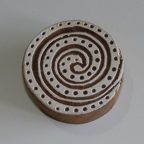 <!--063-->(G 63)Round Geometric