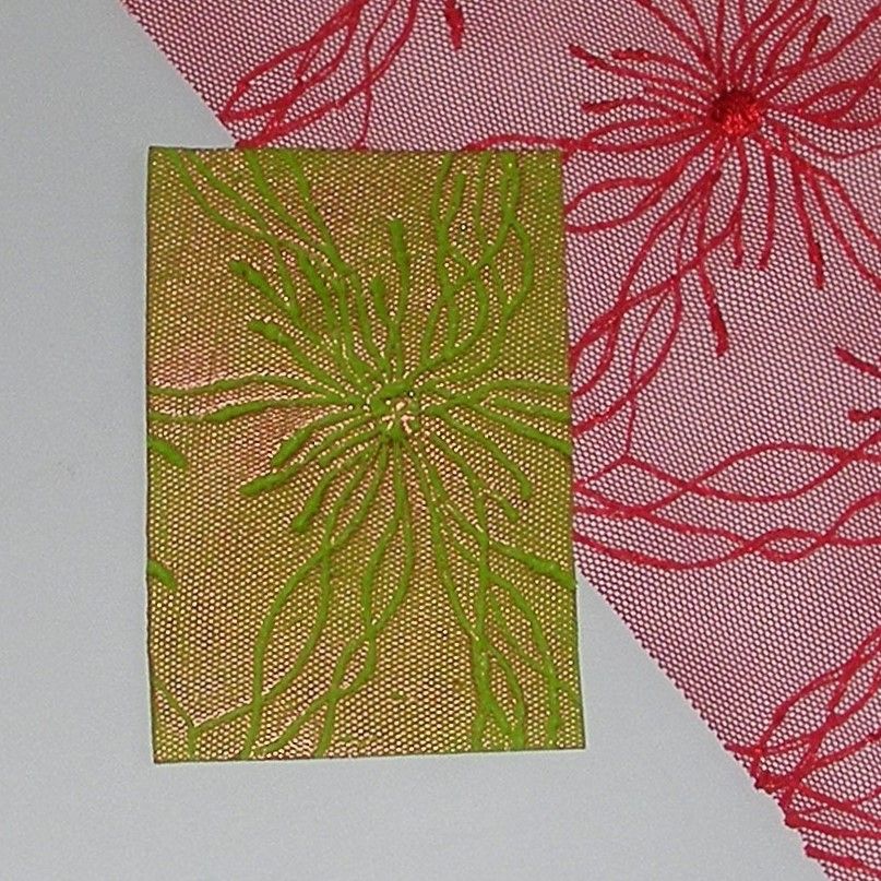 <!--004-->(BL 04)Red Burst Lace - Bangle Length