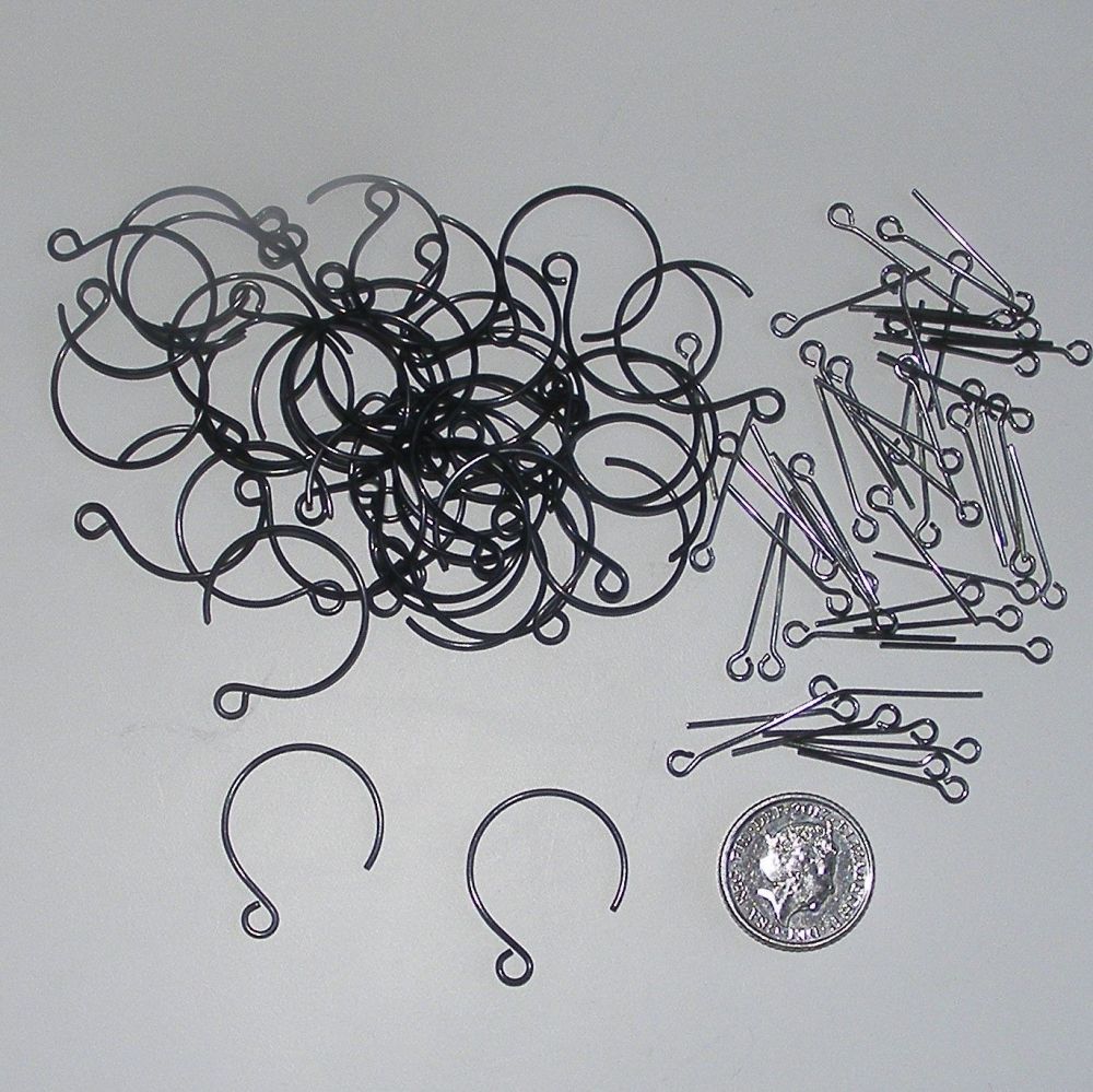 <!--024-->(EB 02V) Black Ear Wires and Gunmetal Eye Pins (20 pairs)