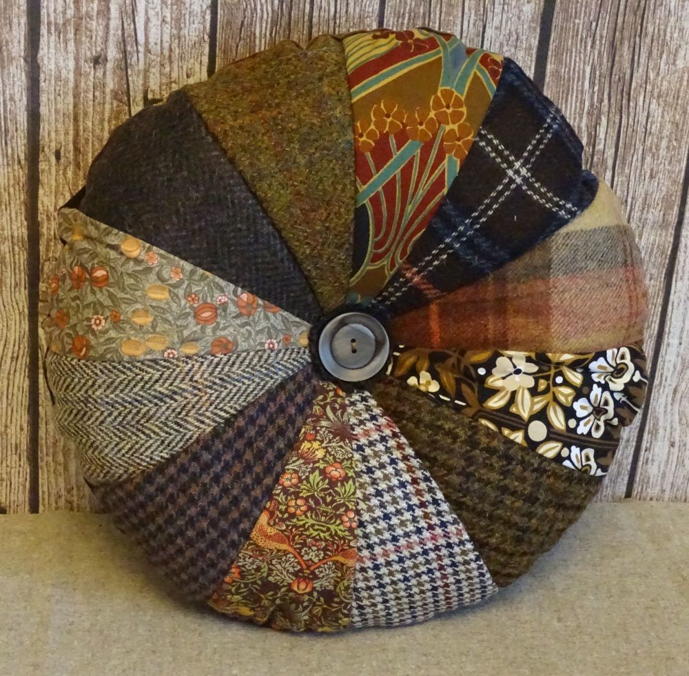 Round Patchwork Cushion -Brown Style 1