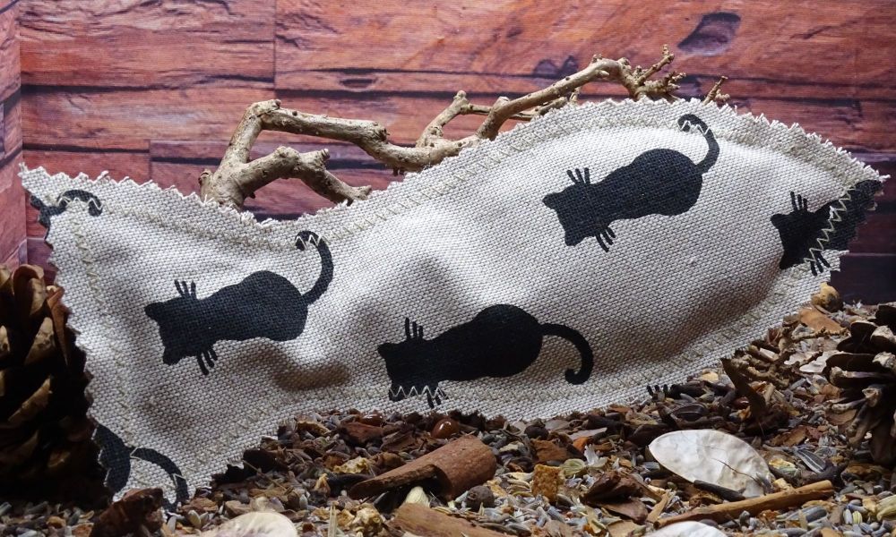 Catnip Filled Fish – Cats  Linen