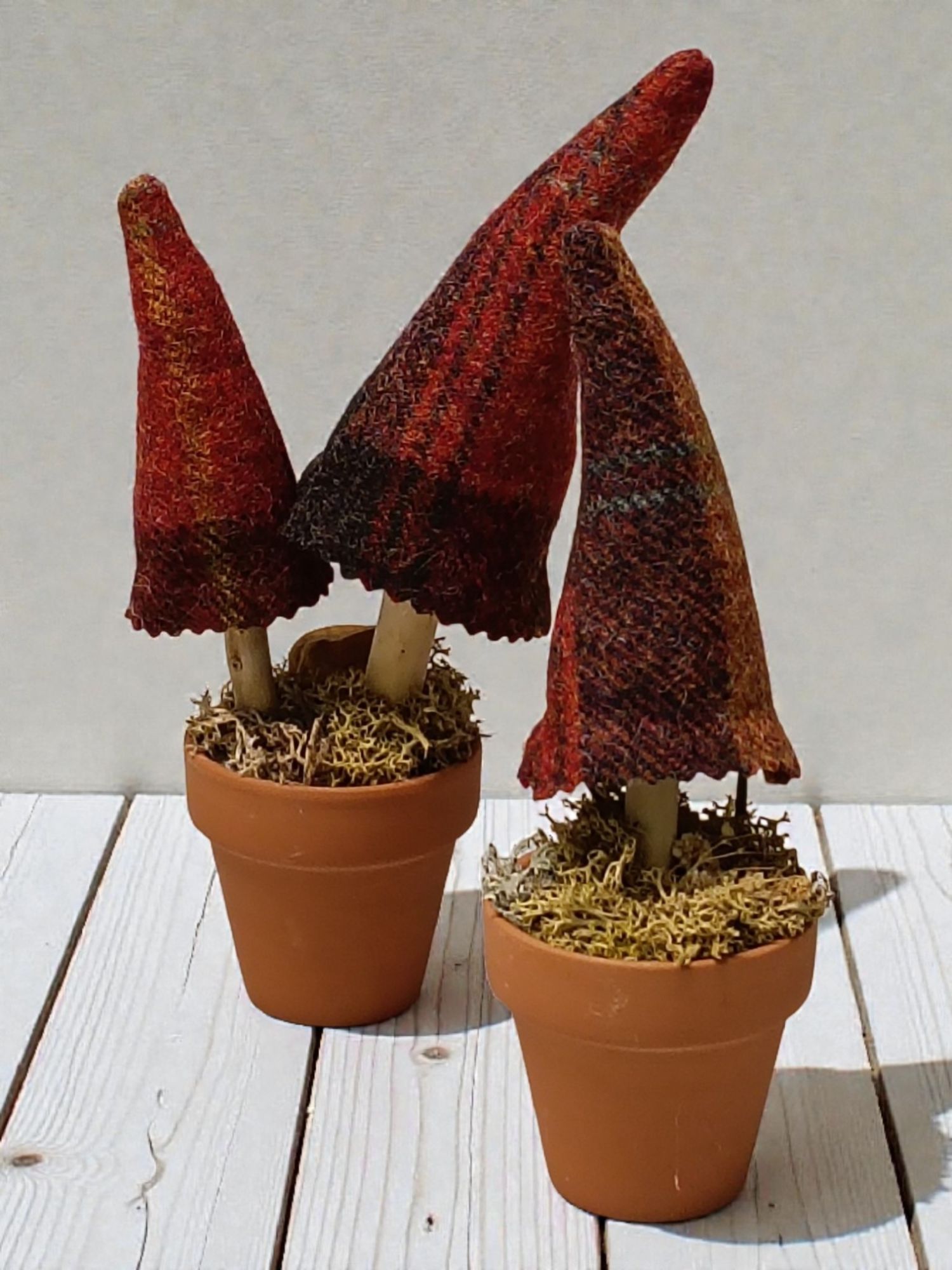 toadstool pots red cloth dolly crafts