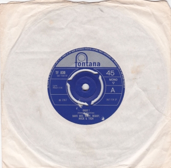 Dave Dee, Dozy, Beaky, Mick & Tich      Okay !       1967 Vinyl 7" Single Pre-Used