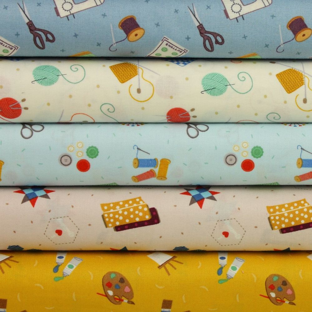 Small Things Crafts - 5 fat quarter bundle - price includes 1st class posta