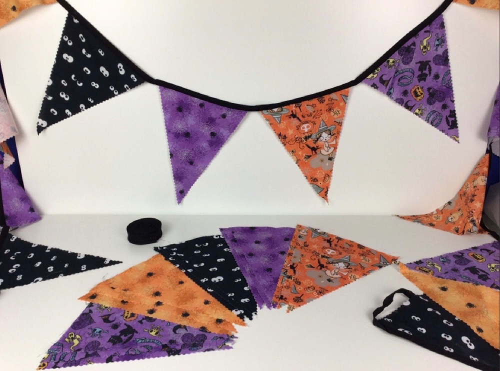 Halloween 15-flag Bunting  Kit - Make Your Own