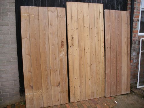 Stripped pine cottage style plank / ledge /  brace doors