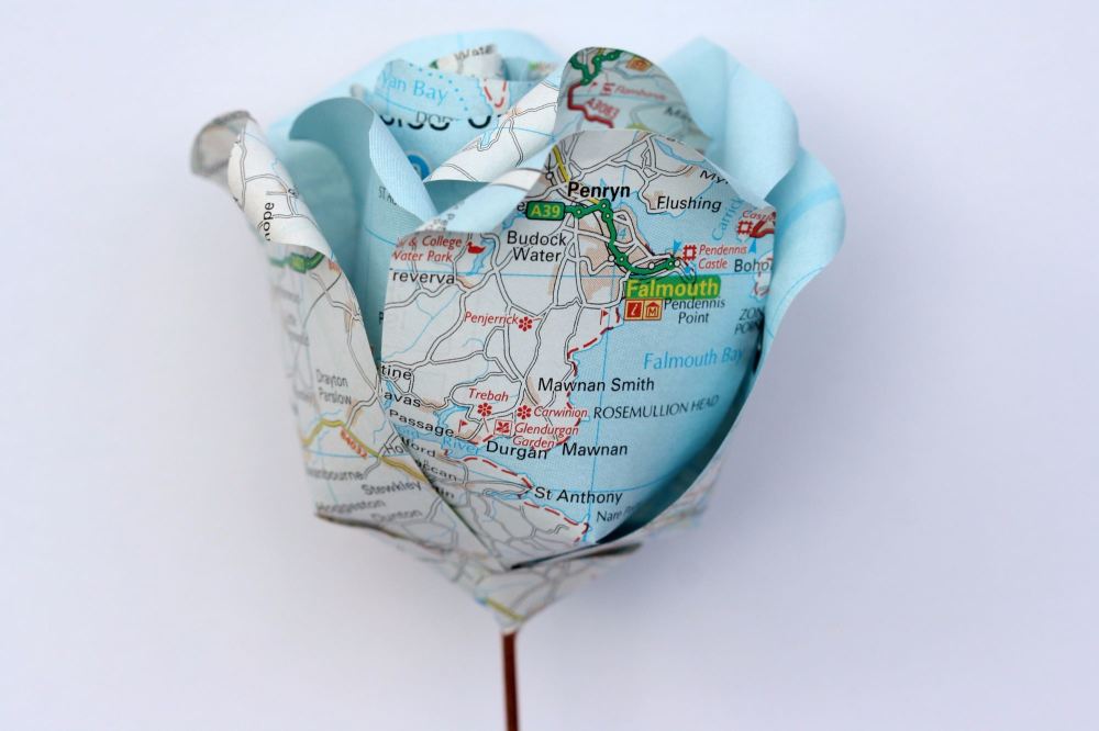 Single Personalised Handmade UK Road Map Paper Rose with Copper Stem & Disp