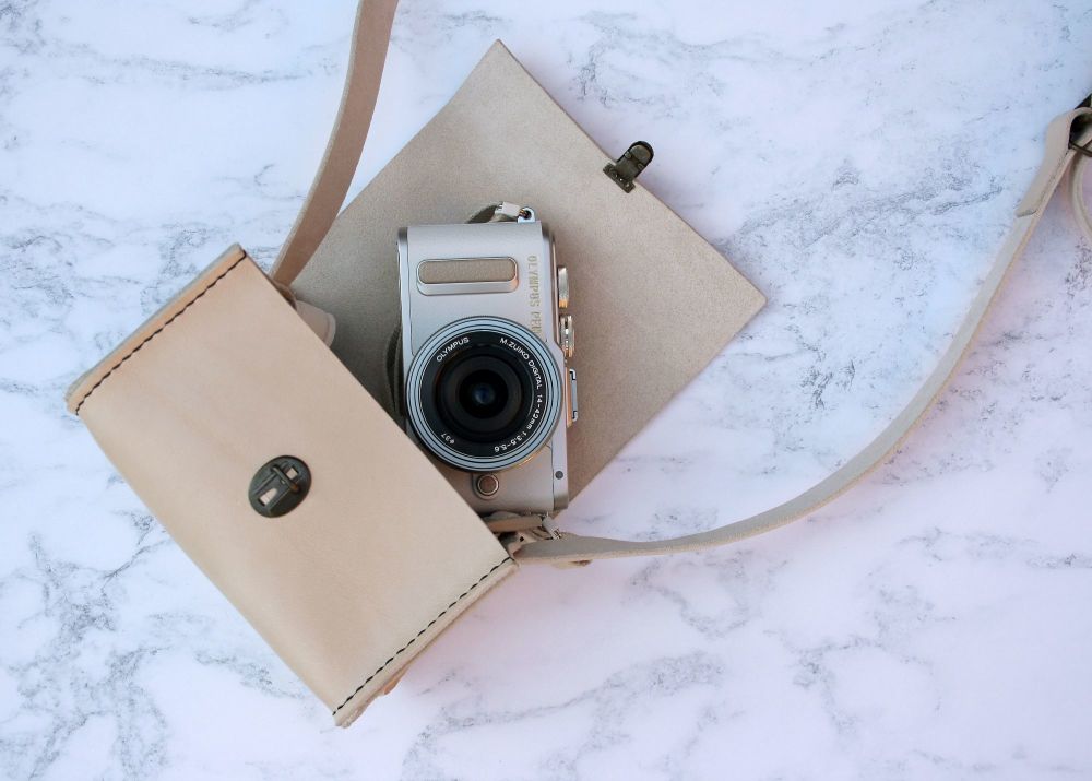 Genuine Hand Stitched Leather Camera Bag - Cream