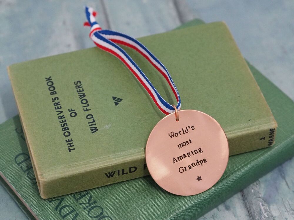 Copper Hanging Medal Decoration - World's Most Amazing Grandpa - Super Seconds