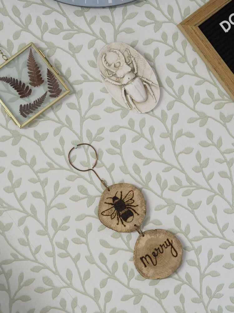 Wood Slice & Copper Hanging Bee Merry Decoration - SUPER SECONDS