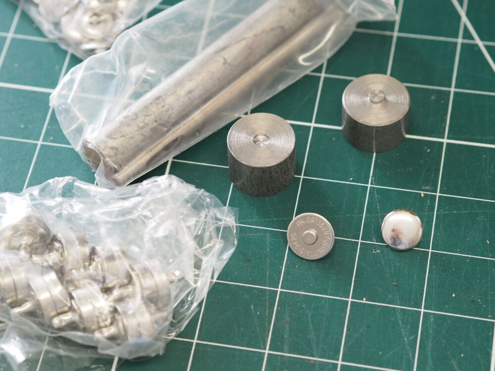 14mm magnet snaps rivets plus setting tools - pack of 20