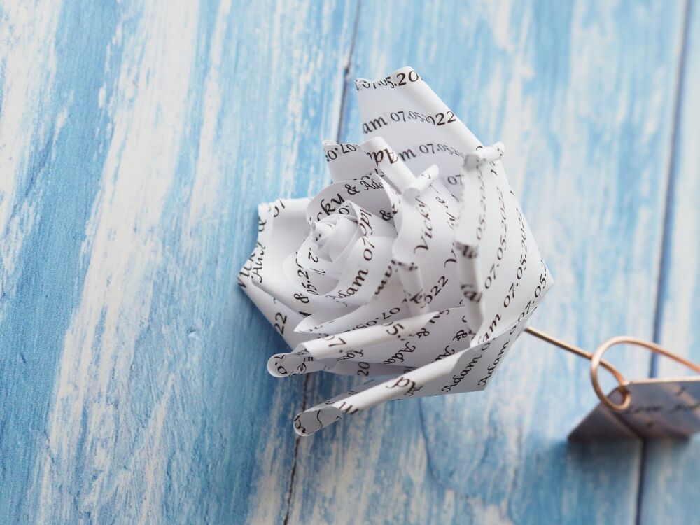 Single Personalised Names & Date Personalised Rose and Display Box