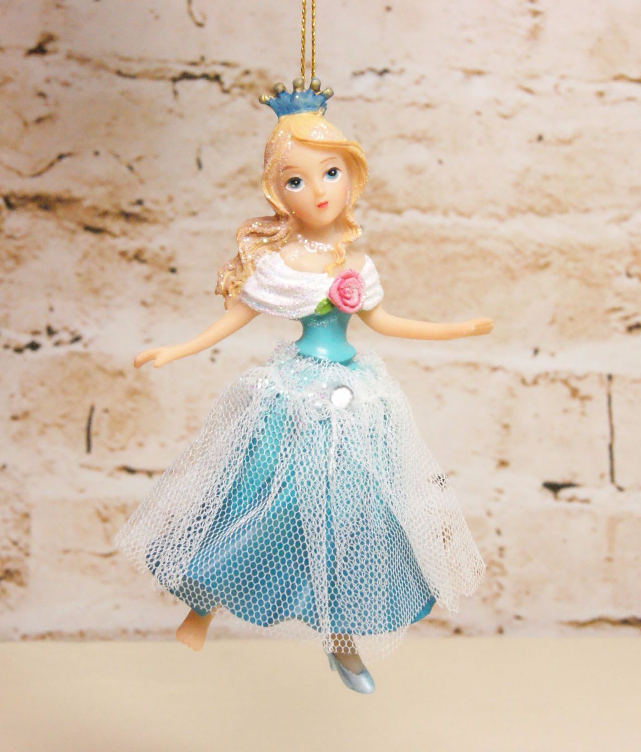 Gisela Graham Resin Cinderella Hanging Decoration - Fairytale Collection