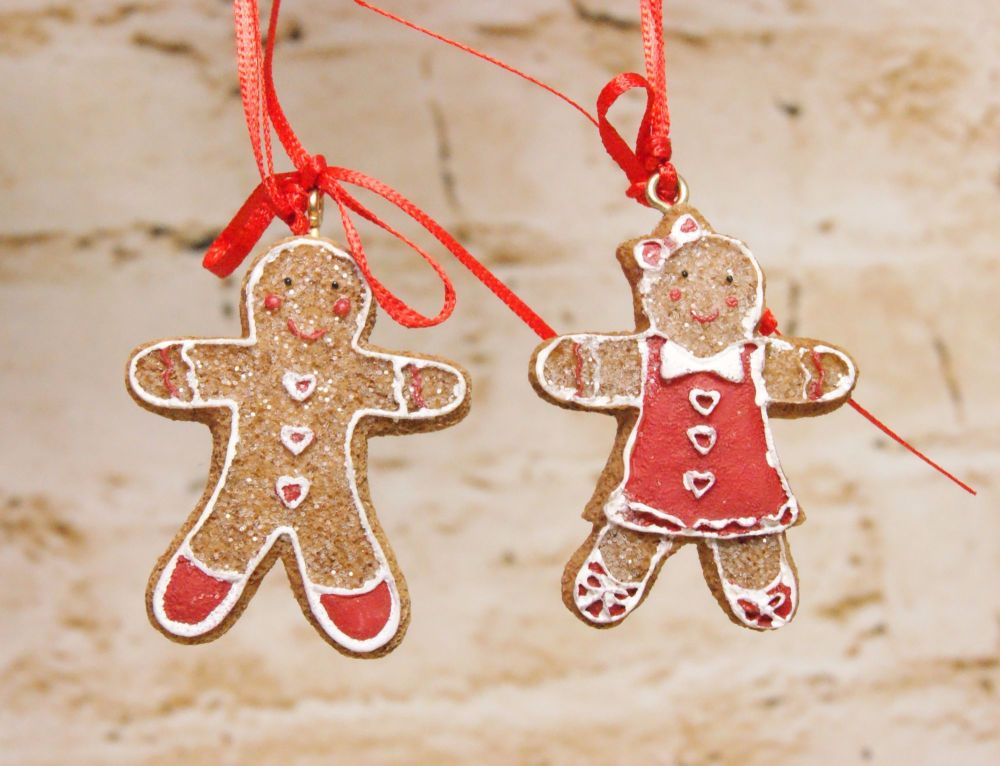 Gisela Graham Mini Gingerbread Man and Woman Hanging Decoration - 2 Assorte
