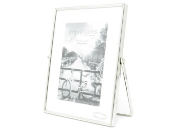 Silver Plated Swivel Stand Photo Frame - 4" x 6"