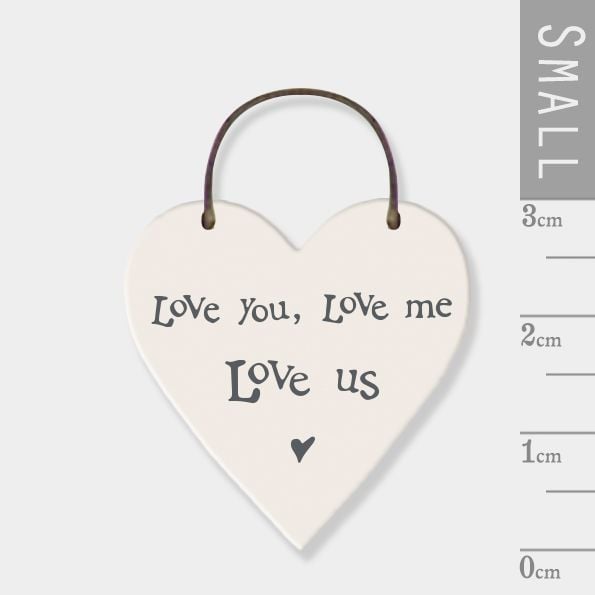 East of India Mini Wooden Heart Tag - Love You, Love Me, Love Us