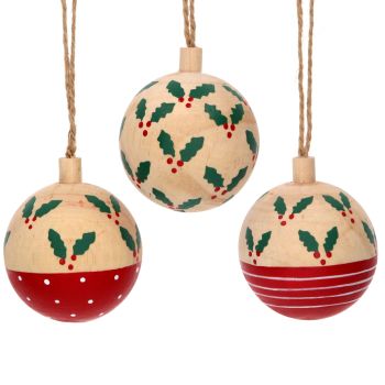 Gisela Graham Wooden Holly Baubles - 3 Assorted