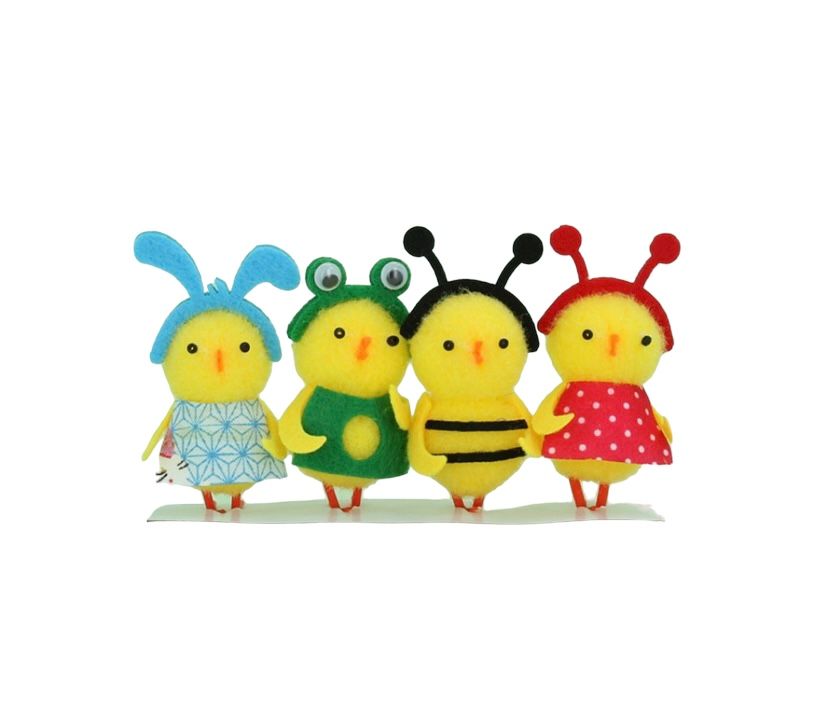 Gisela Graham Chenille Chicks in Outfits - Box of 4