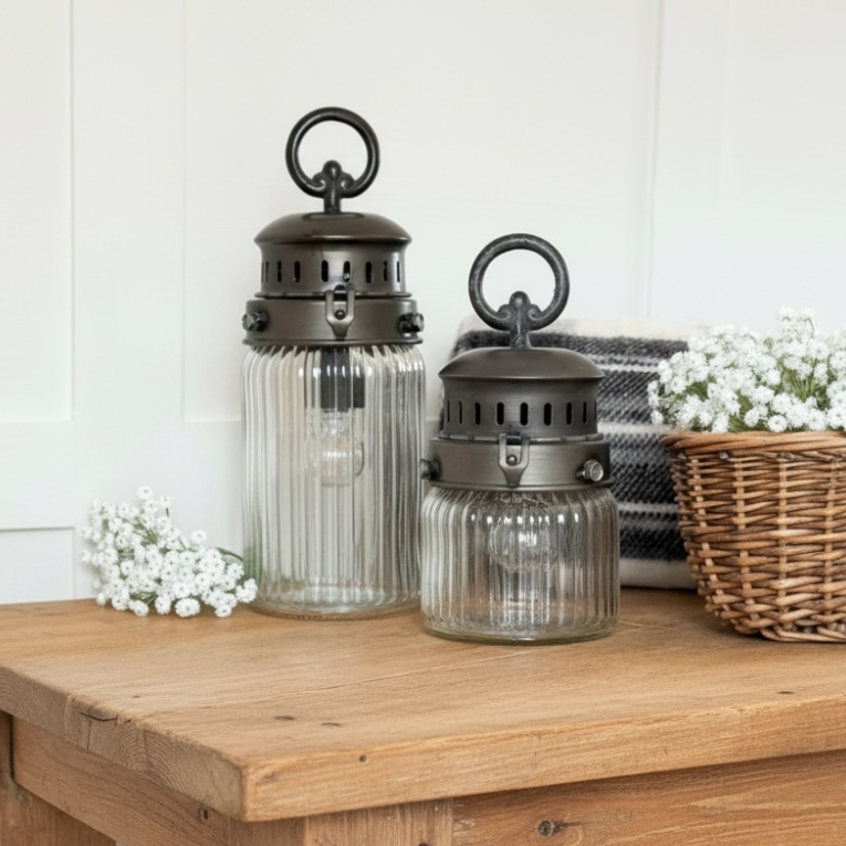 <!--002-->Candles + Lighting