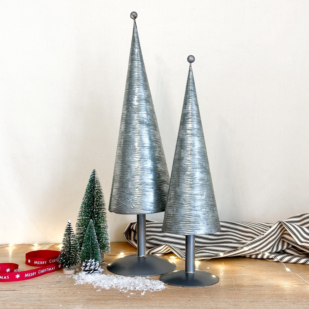 Spiral Metal Christmas Tree In A Set Of Two