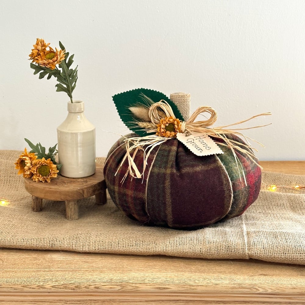 Moorland - Luxury Wool Pumpkin