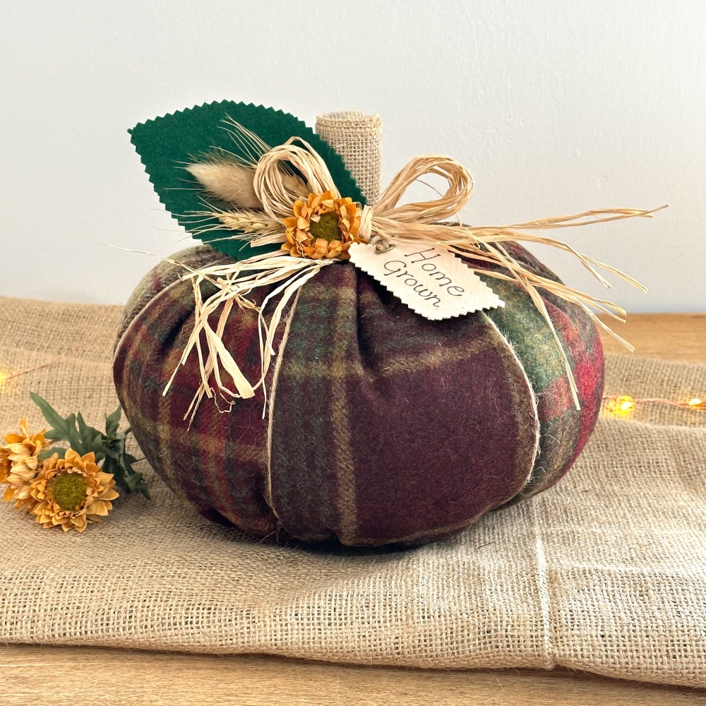 Moorland - Luxury Wool Pumpkin