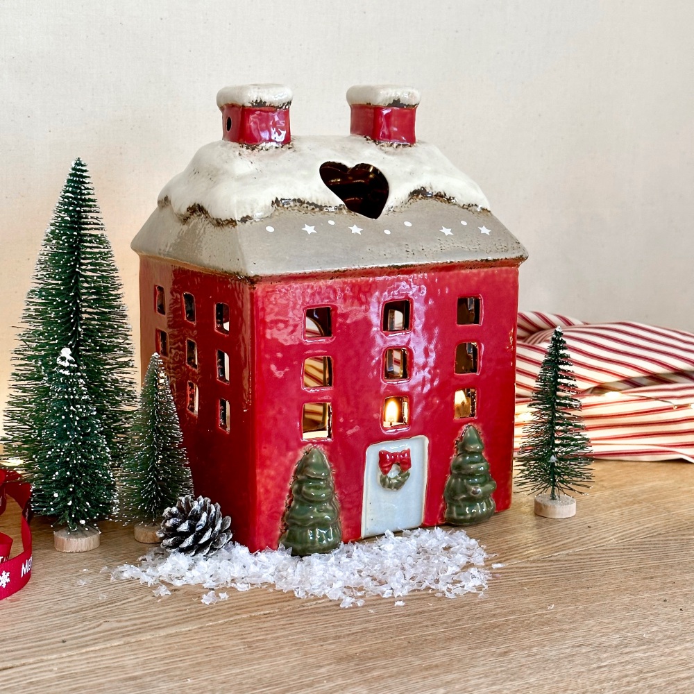 Cranberry Christmas Manor - Tea Light House
