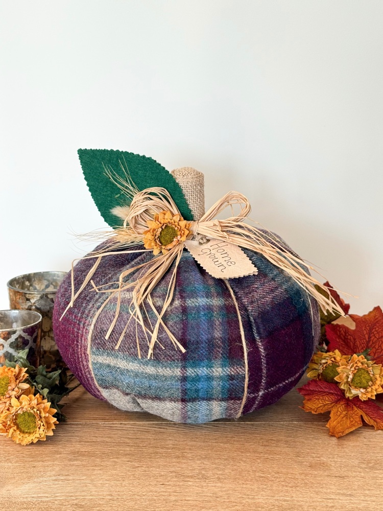 Lewis - Heritage Wool Pumpkin