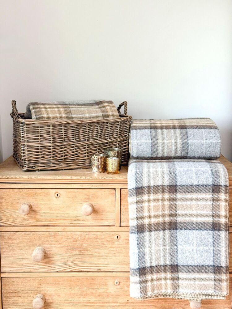 Granite - Large Wool Throw