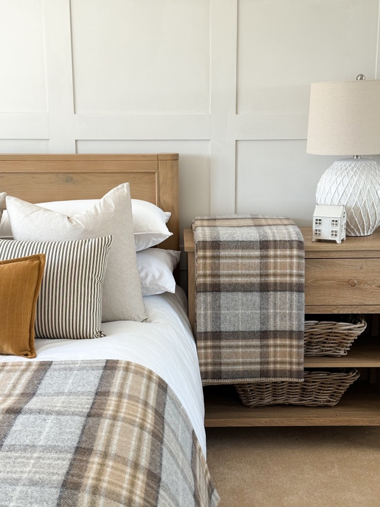 Granite - Large Wool Throw
