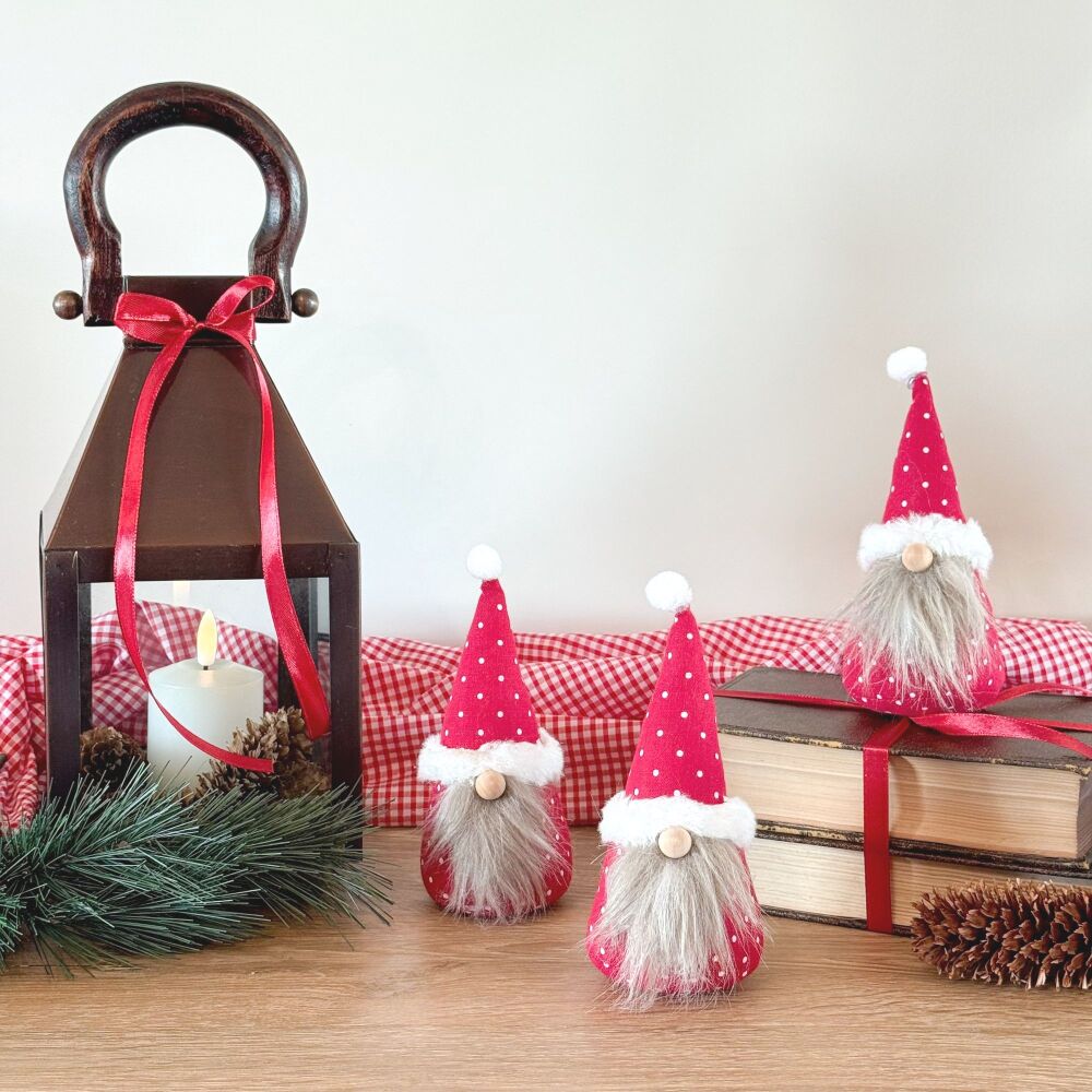 Cranberry - Little Spotty Gonk