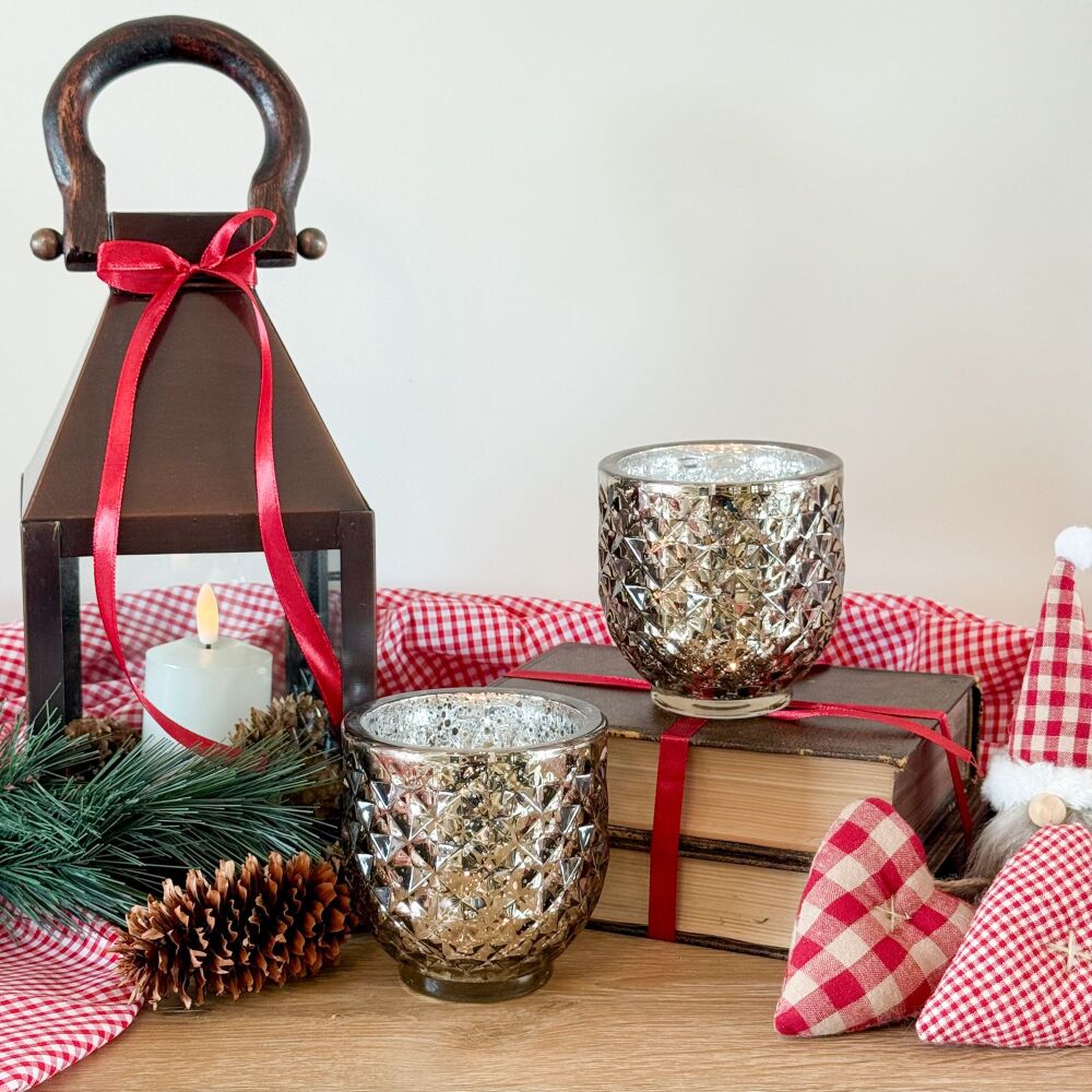 Tea Light Holder - Embossed Champagne