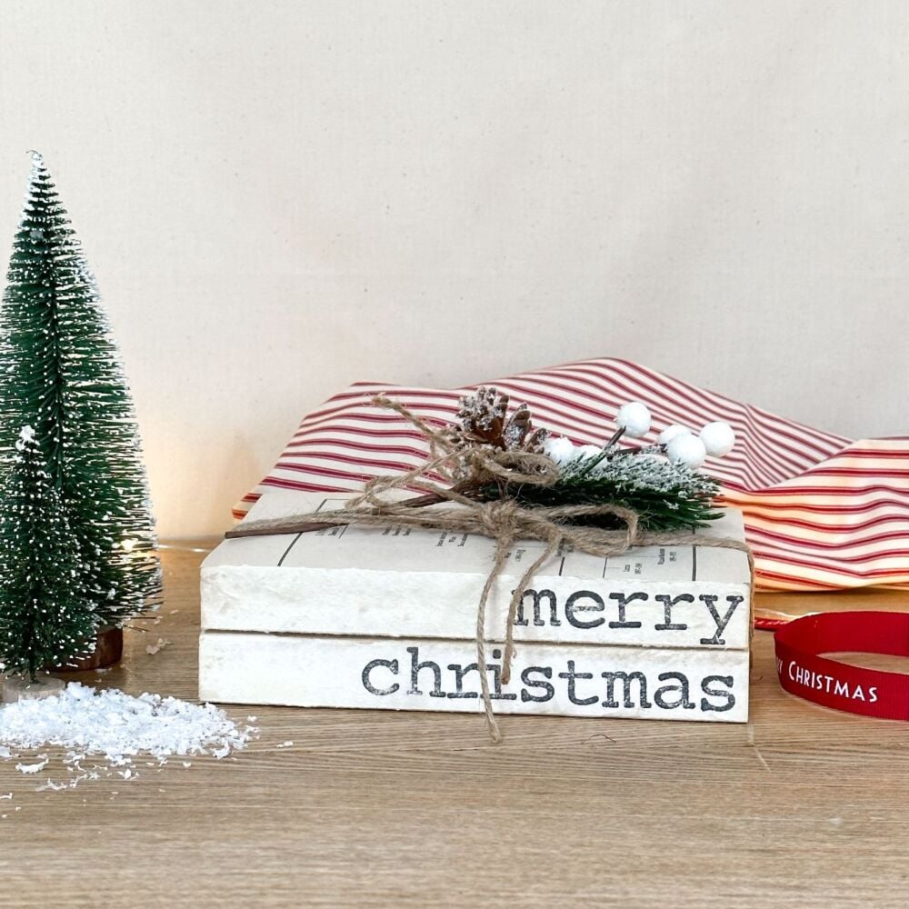 Merry Christmas - Vintage Book Stack