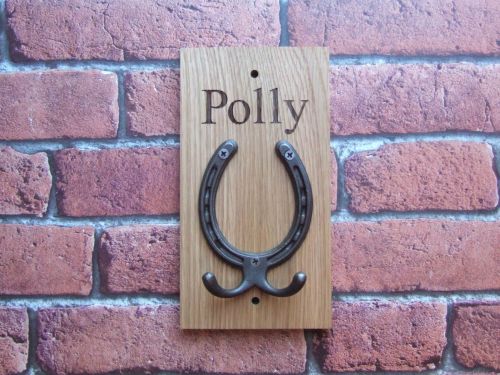 Stable Name Plaque With Horseshoe Hook