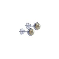 Pearl Earrings by Jupp