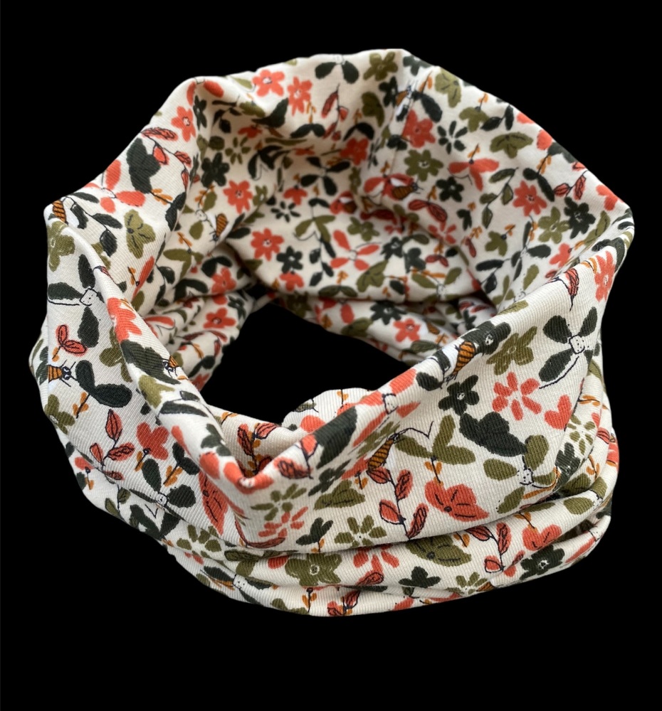 Floral Snood with Some Bees. 