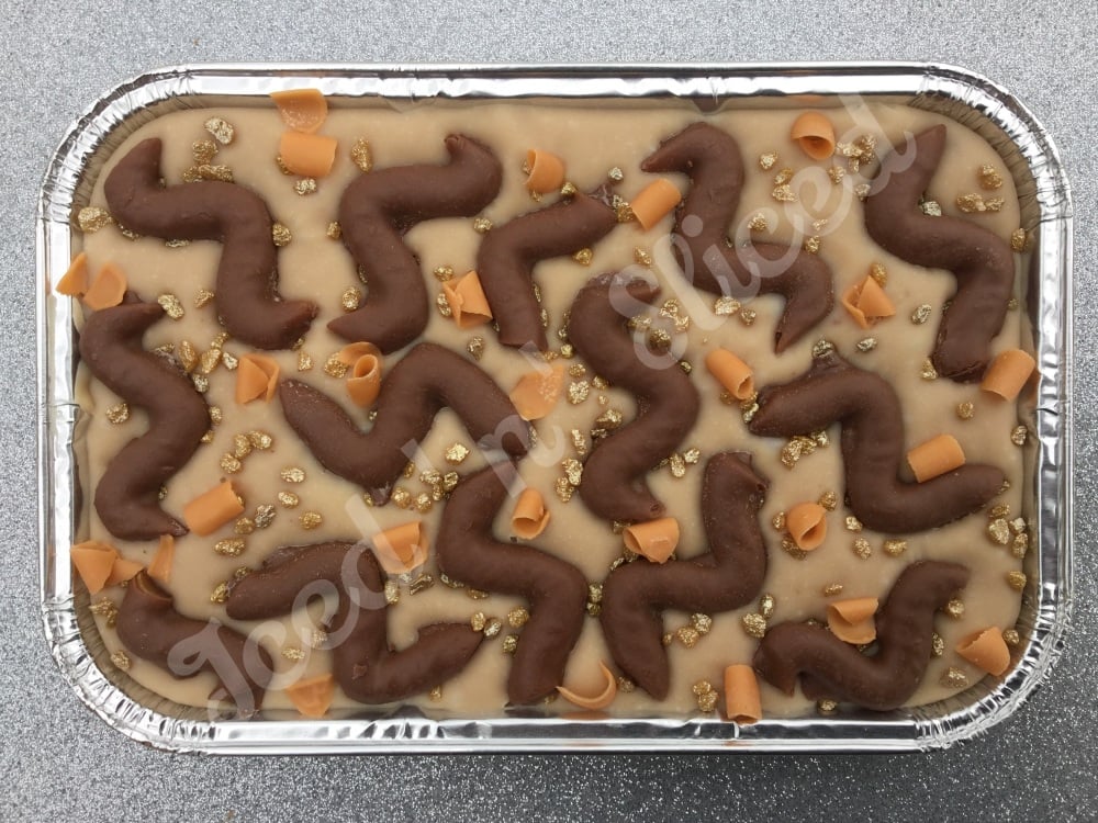 Caramel Curly Wurly Squirlies fudge tray