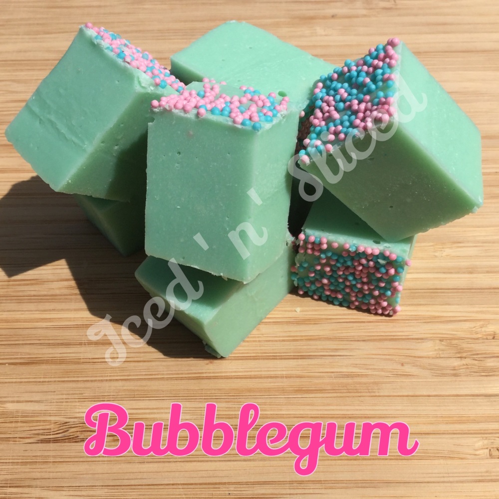 Bubblegum fudge pieces