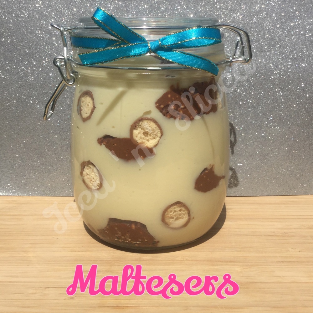 Maltesers giant pot of fudge