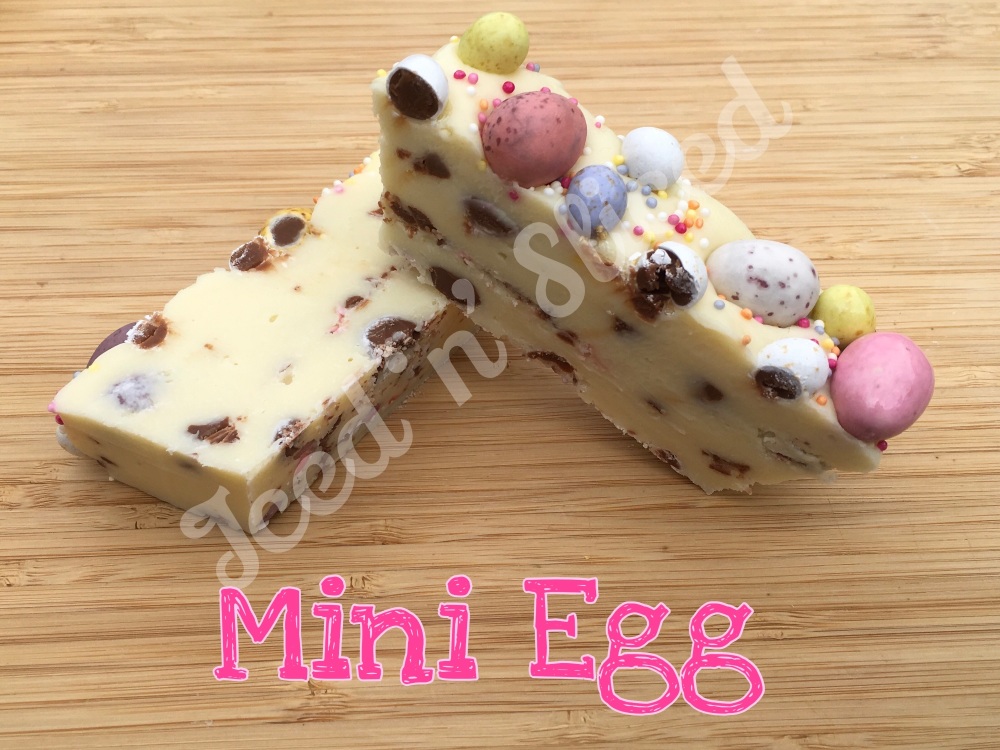 Mini Egg mini fudge loaf