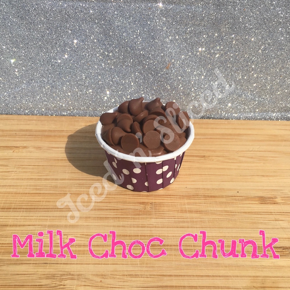 Milk Choc Chunk mini fudge cup 