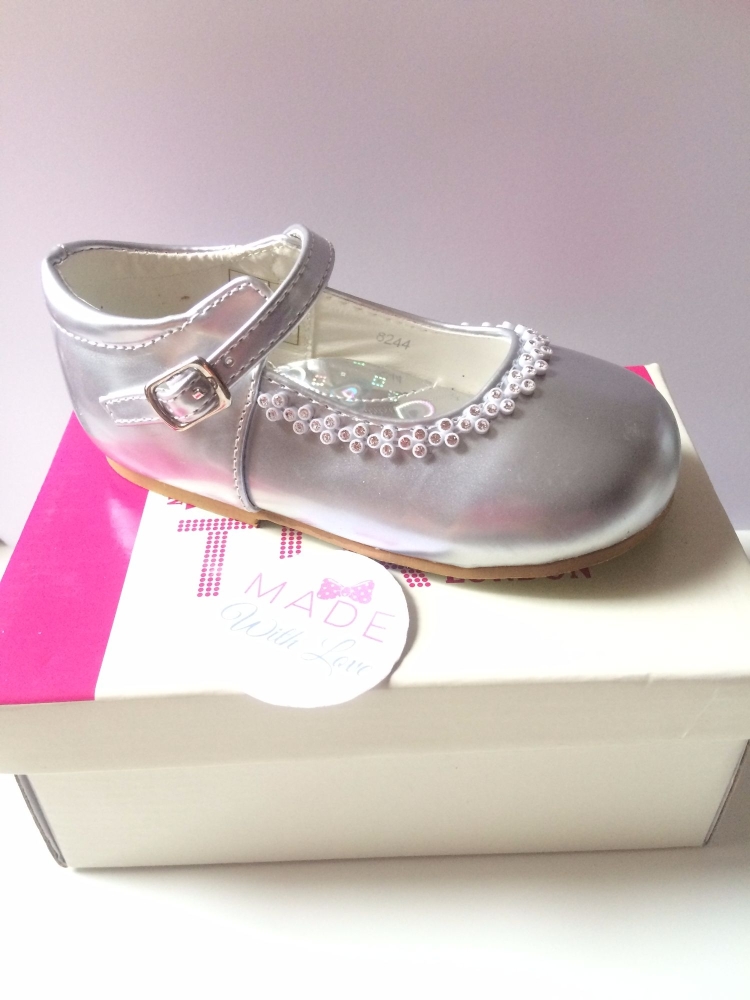 Tia London Mary Jane Style Shoes - Silver