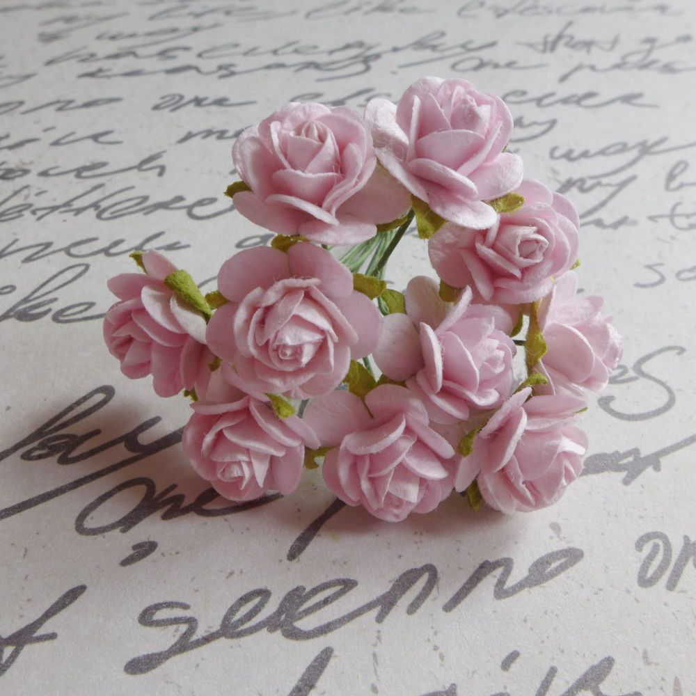 Mini Rose Flowers ~ Pale Pink (PF048)